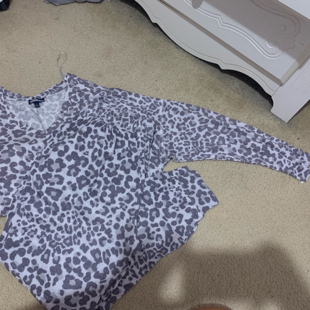 Leopard sweatsuit